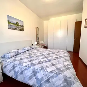 https://todeschini-27.it-lombardy.com